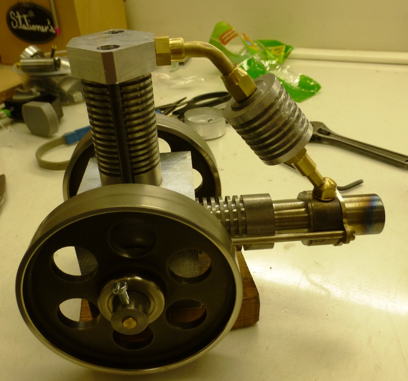 Stirling motor.jpg